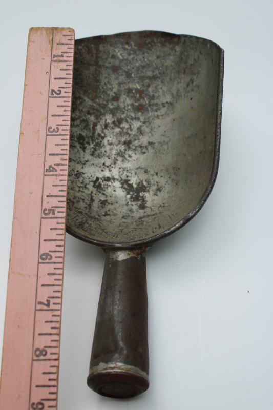 photo of big old tin metal scoop for grain scoop or hoosier flour bin, rustic farmhouse kitchen primitive tool  #4