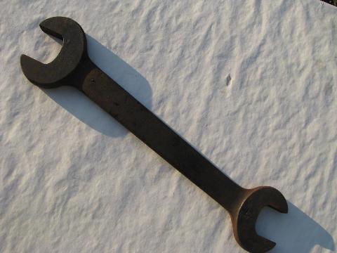 photo of big old vintage Armstrong Tool #43 engineer's wrench, 1-13/16'' & 1-5/8'' #1