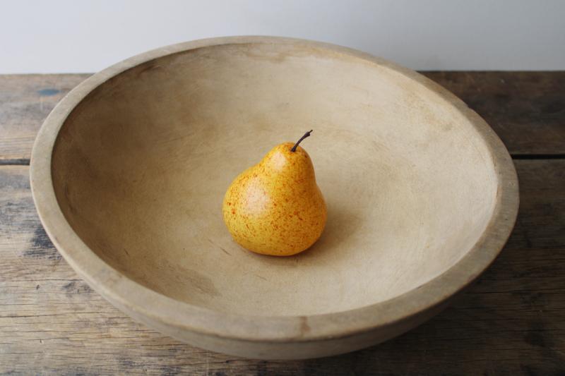 photo of big old wood dough bowl, vintage Munising wood bowl w/ primitive worn patina #7