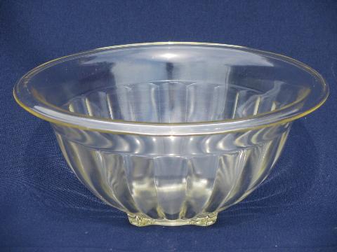 photo of big vintage Hazelware kitchen glass mixing bowl rest well wide grip rim #1