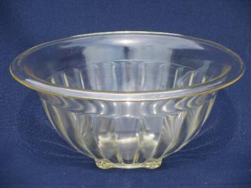 catalog photo of big vintage Hazelware kitchen glass mixing bowl rest well wide grip rim