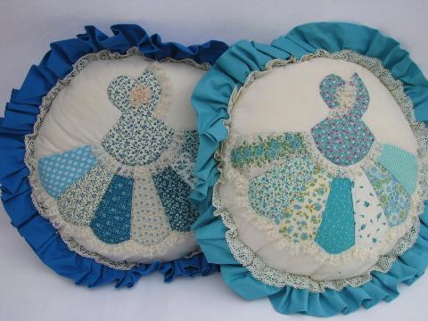 photo of big vintage ruffled edge throw pillows, sunbonnet ladies for boudoir or porch #1