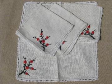 catalog photo of bittersweet flowers vintage embroidered linen napkins w/ crochet lace