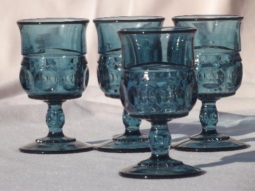 photo of blue King's Crown vintage cordial wine glasses, Kings Crown Indiana glass #1