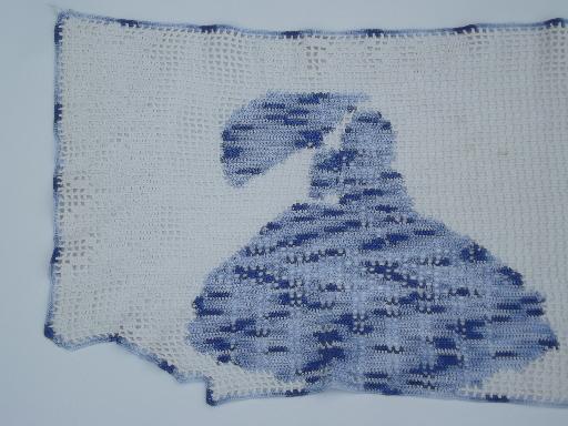 photo of blue belles vintage sunbonnet lady crochet lace valance or dresser scarf #2