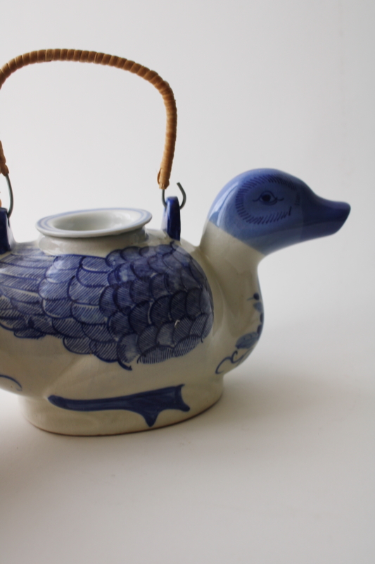 photo of blue & white chinoiserie porcelain, vintage China teapot w/ duck shape #4