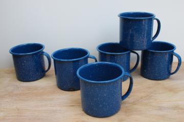 catalog photo of blue white enamelware camp cups, big mugs for soup or coffee, vintage graniteware