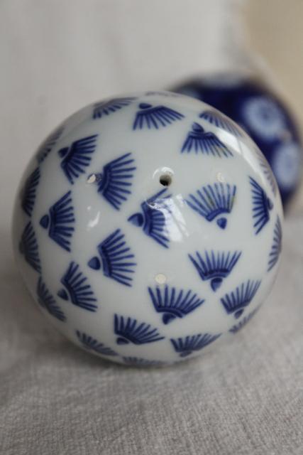 photo of blue & white porcelain china carpet balls, 1990s vintage Victorian style decorative ornaments #6