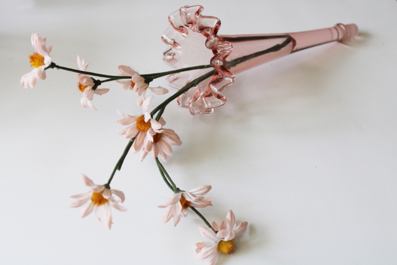 photo of blush pink crimped glass flower vase, epergne horn vintage depression glass? #1