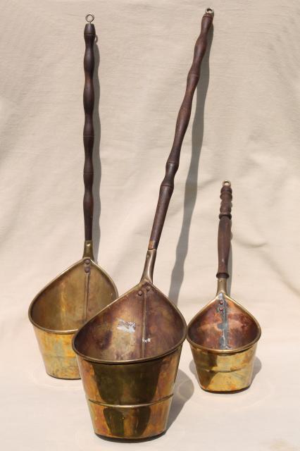 photo of brass dipper pails w/ long wood handles, vintage reproduction antique metalware #1