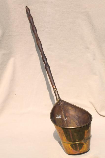 photo of brass dipper pails w/ long wood handles, vintage reproduction antique metalware #3