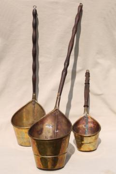 catalog photo of brass dipper pails w/ long wood handles, vintage reproduction antique metalware