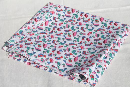 photo of bright little bird print vintage cotton or blend sheeting, retro sheet print fabric #3