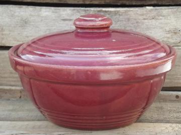 catalog photo of burgundy wine vintage USA pottery bowl w/lid, bean pot or casserole dish