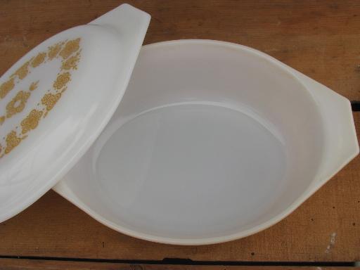 photo of butterfly gold retro vintage harvest gold Pyrex glass casserole dish #2