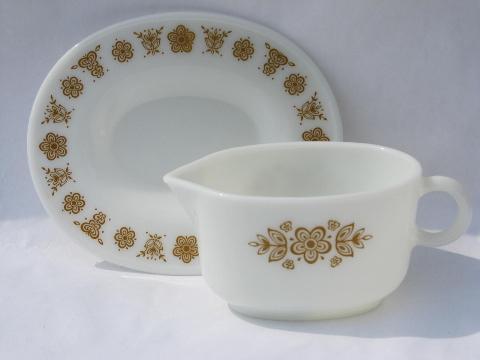 photo of butterfly gold vintage Pyrex glass serving pieces to go with Corelle #2