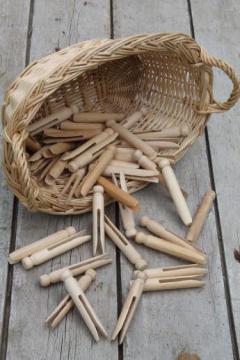 catalog photo of child's size vintage wicker laundry basket for wash day, washing doll clothes