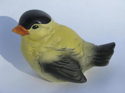 photo of china bird figurines, goldfinch & robin birds, vintage Goebel #2