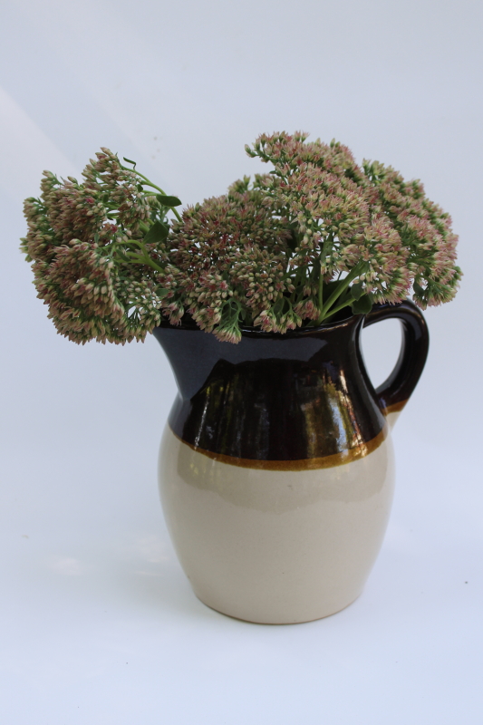 photo of chunky stoneware pottery pitcher, primitive vintage country farmhouse kitchenware #2