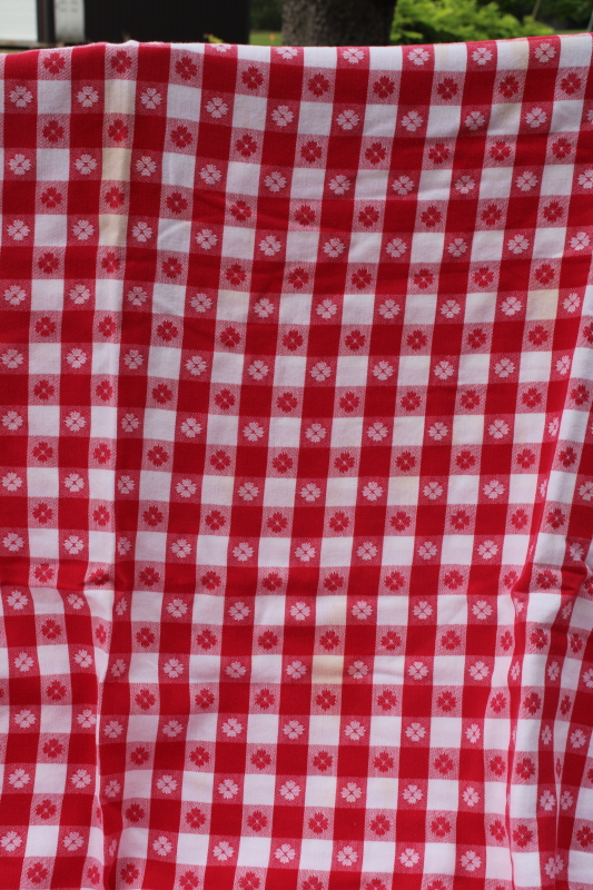 photo of classic vintage red & white checkered tablecloth, woven checked cotton fabric #5