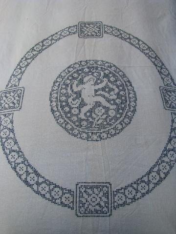 photo of classical tile pattern embroidered linen bed cover, 1920s-30s vintage #2