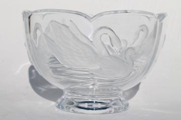 catalog photo of clear frosted crystal glass bowl w/ swans, rose bowl or centerpiece for flowers