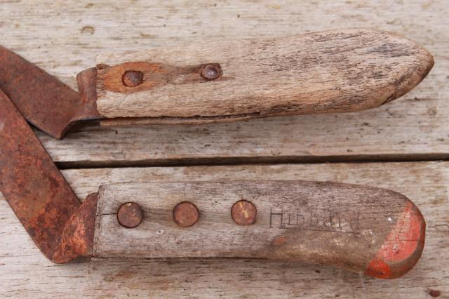 photo of collection of old sickle blade hay knife sickles / corn knives, vintage antique farm tools #3