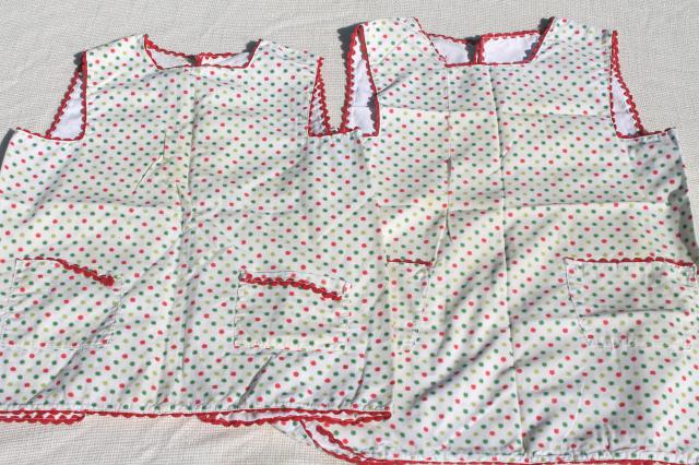photo of collection of vintage aprons, retro prints and colors, pinafore, kitchen smock & half aprons #3