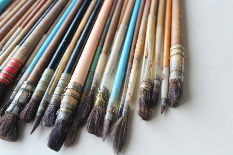 photo of collection of vintage artists paint brushes, wire wrapped natural bristle paintbrushes #6