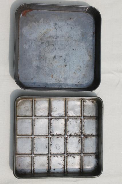 photo of collection of vintage cake pans, pie plates & bread loaf baking tins w/ nice old patina #10