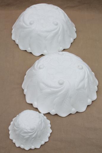 photo of collection of vintage milk glass flower bowls, Lily Pons wild rose milk glass dishes #6