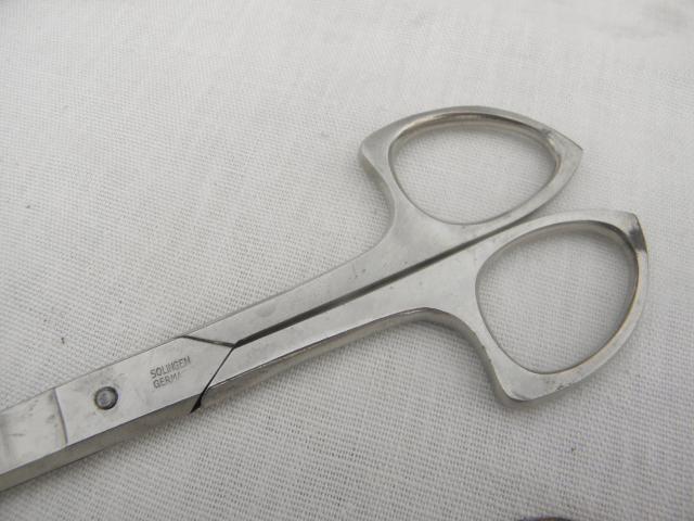 photo of collection of vintage sewing scissors, pinking shears, deco Soligen paper shears #4