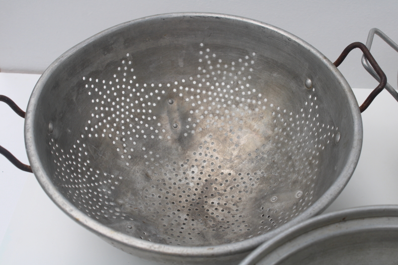 photo of collection of vintage star pattern aluminum colanders, rustic old strainer bowls  #8