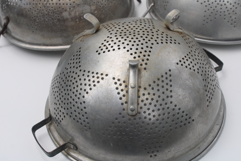 photo of collection of vintage star pattern aluminum colanders, rustic old strainer bowls  #10