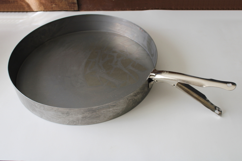 photo of commercial kitchen quality Chicago deep dish huge pizza pan, heavy steel w/ detachable handle #2