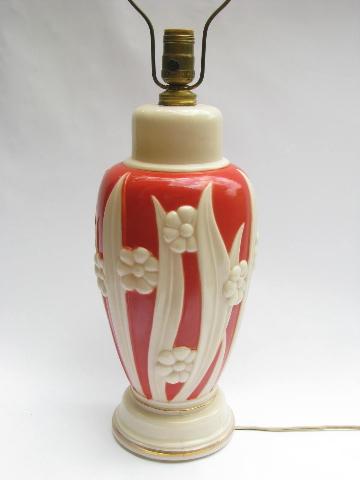 photo of coral & custard alacite translucent glass Aladdin lamp w/ lighted base #1