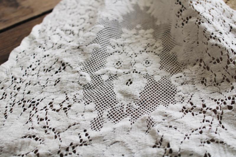 photo of cottage chic vintage lace table runners, Quaker lace type thick soft heavy cotton #4