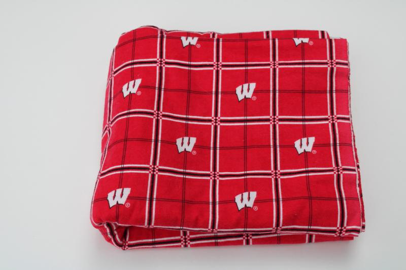 photo of cotton flannel fabric for Badgers fan, UW University of Wisconsin W logo red & white #1