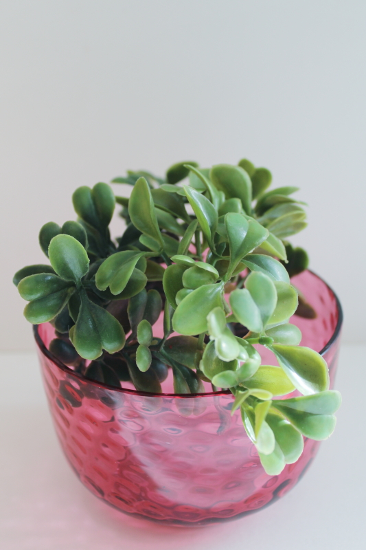 photo of cranberry pink glass bowl w/ thumbprint optic pattern, vintage Fenton art glass  #2