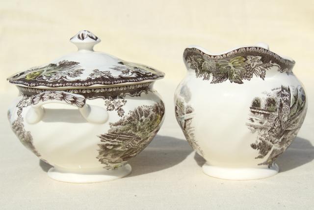 photo of cream pitcher & sugar bowl set, vintage Johnson Bros Friendly Village china #3