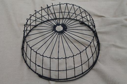 photo of crimped wire basket for a few eggs or fruit, flat bowl shaped egg basket #4