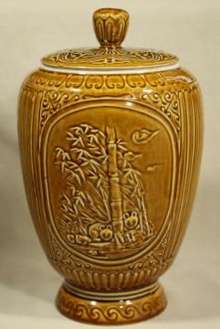 catalog photo of cultural revolution vintage 1970s China ceramic ginger jar or urn w/ giant pandas