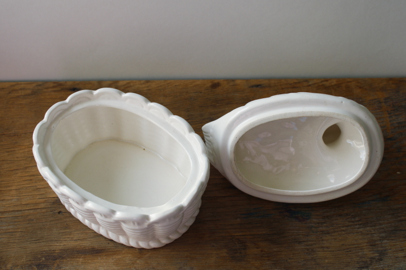 photo of cute white goose or duck on nest, 1980s vintage Taiwan ceramic covered dish or trinket box #2