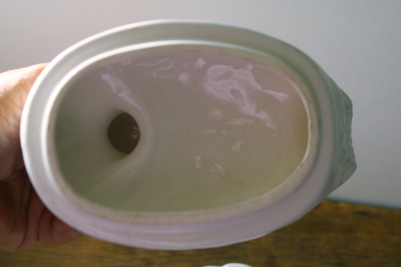 photo of cute white goose or duck on nest, 1980s vintage Taiwan ceramic covered dish or trinket box #7