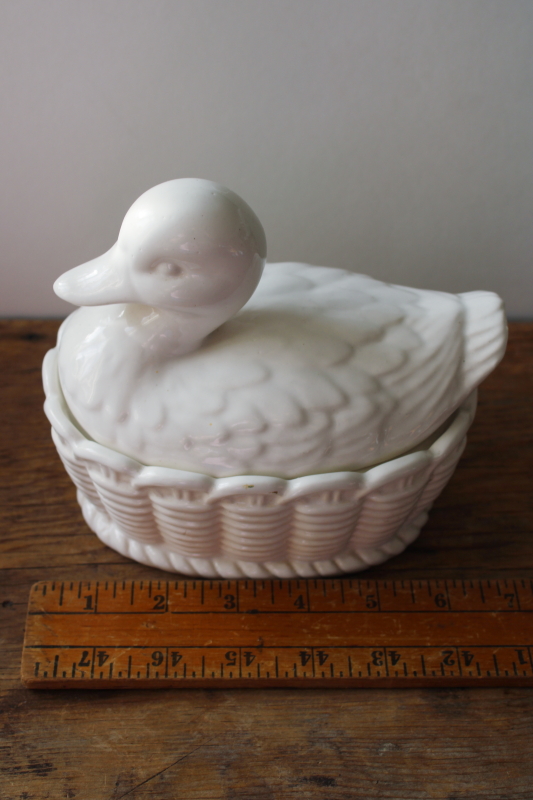 photo of cute white goose or duck on nest, 1980s vintage Taiwan ceramic covered dish or trinket box #8