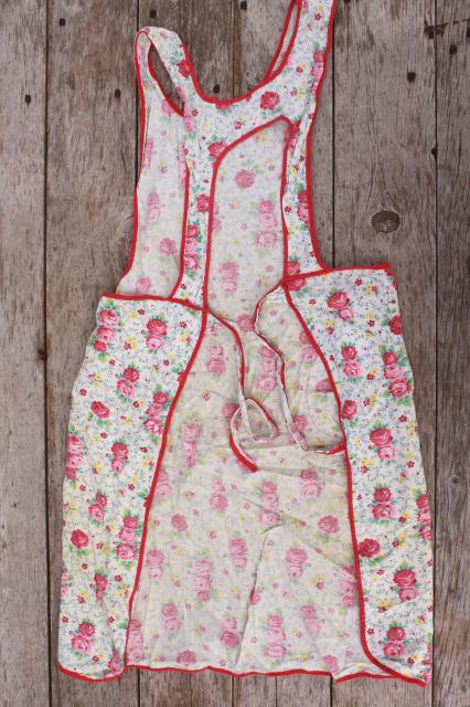 photo of depression era vintage print cotton feedsack aprons, farm kitchen apron lot #12