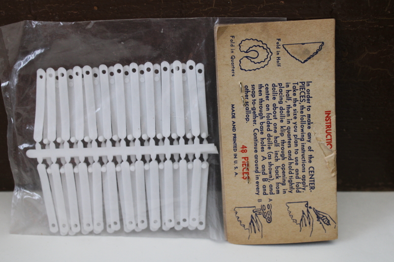photo of doily clips to make ruffled doilies, vintage dime store notions counter novelty mint in package  #4