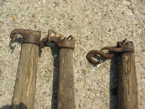 photo of draft horse eveners, lot old wood single trees, primitive antique iron hooks #2