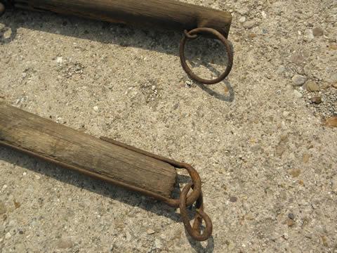 photo of draft horse eveners, lot old wood single trees, primitive antique iron hooks #2