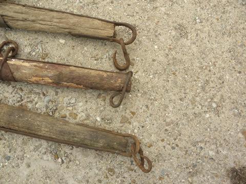 photo of draft horse eveners, lot old wood single trees, primitive antique iron hooks #3